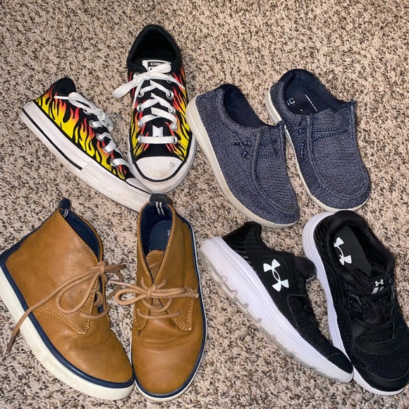 5 pairs toddler shoes size 11 - Picture 3 of 7